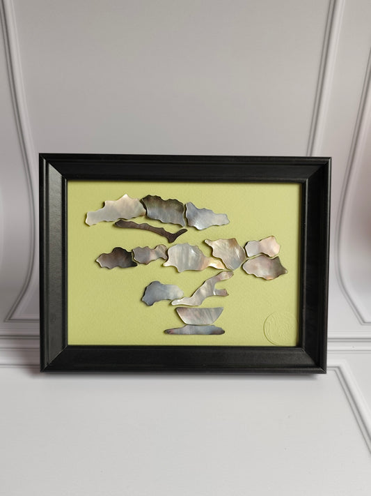 « L'Équilibre » – Tableau d'Art Bonsaï en Nacre d’Exception