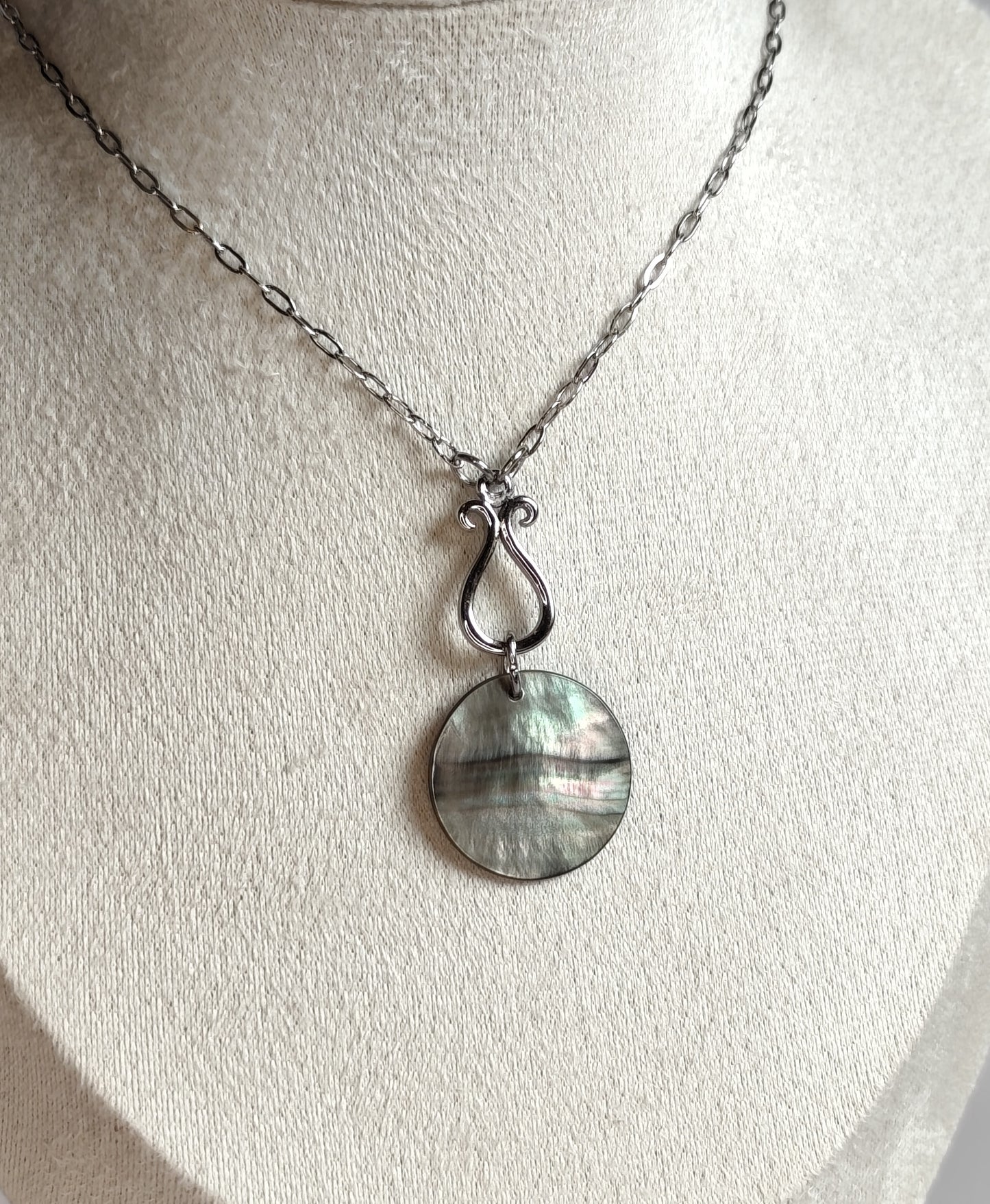 Éclipse — Collier Grande Pastille