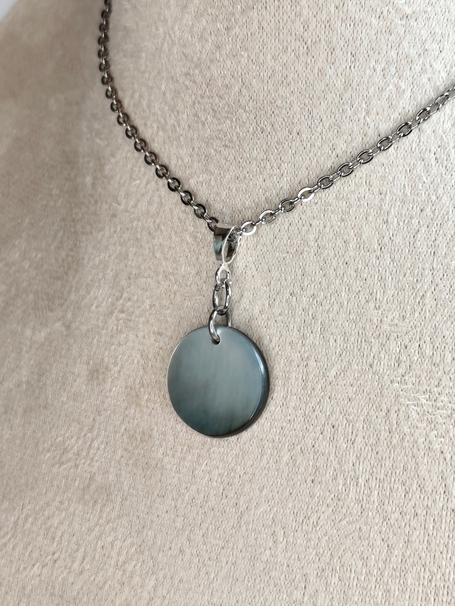 Éclipse — Collier Petite Pastille