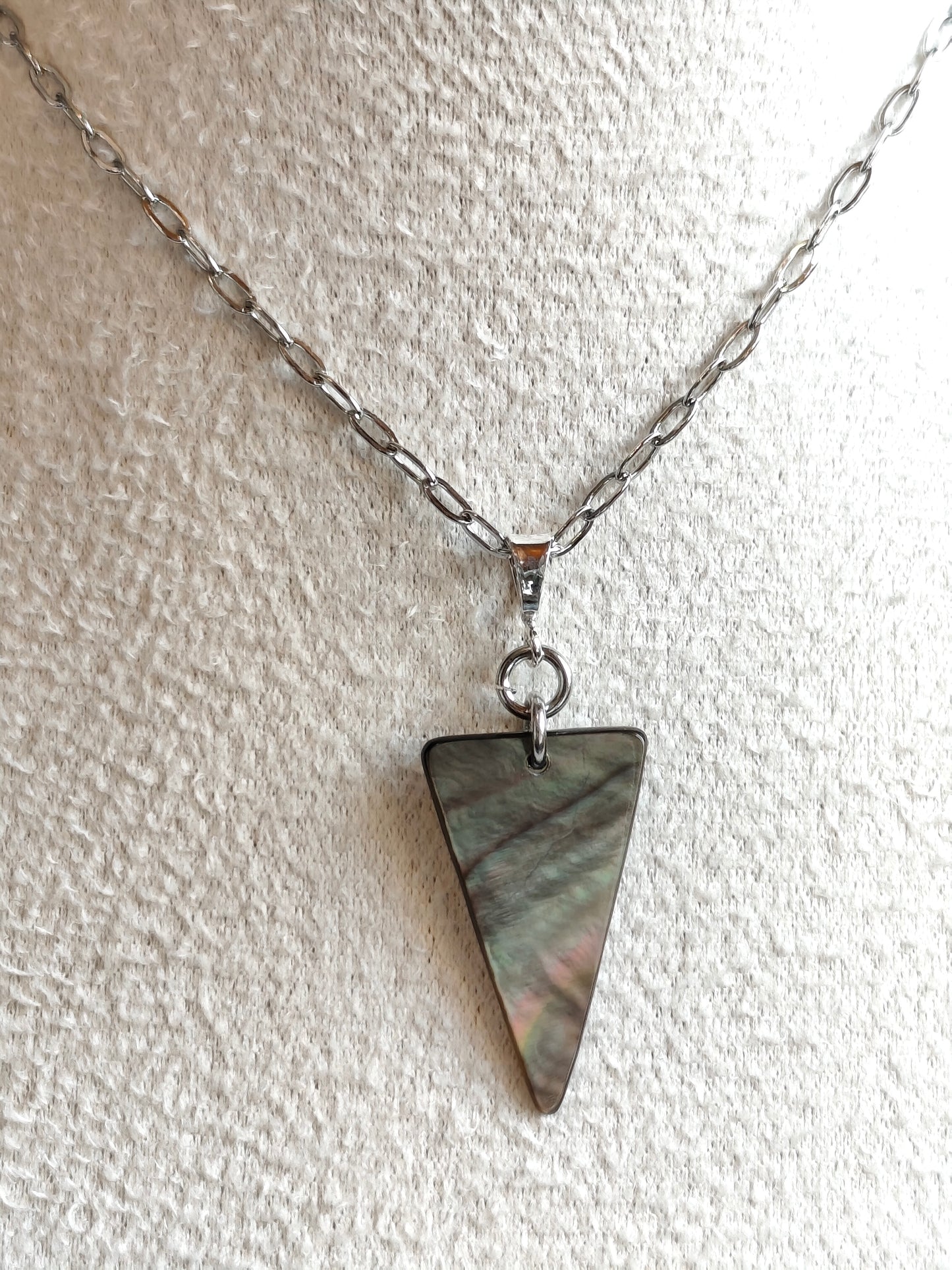 Prisme — Collier Triangle