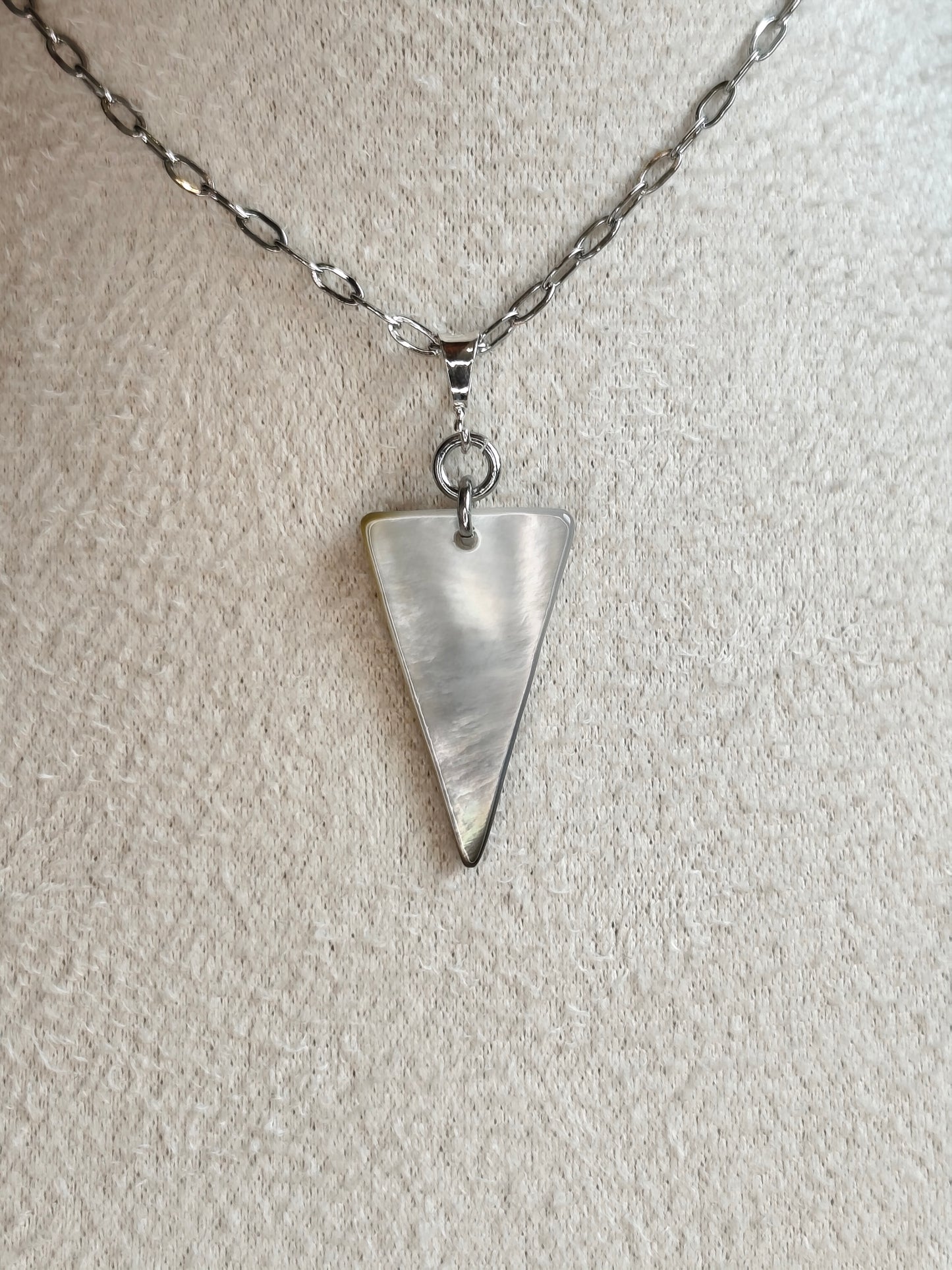 Prisme — Collier Triangle
