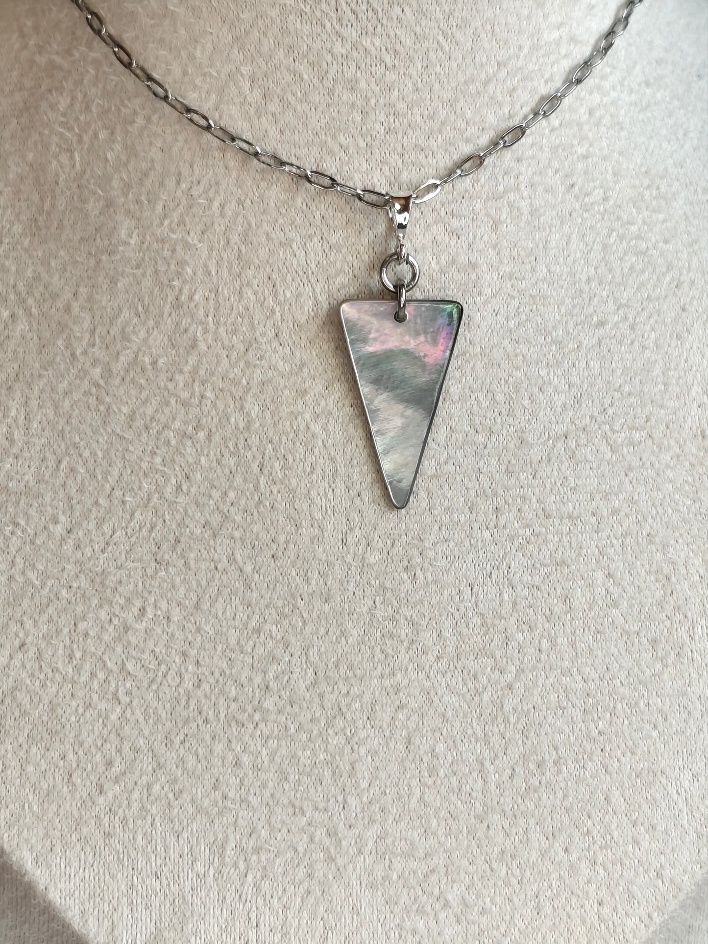 Prisme — Collier Triangle