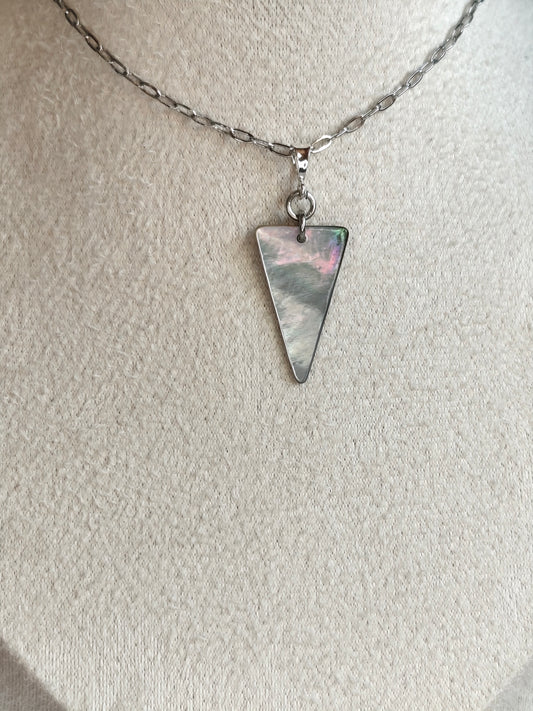 Prisme — Collier Triangle