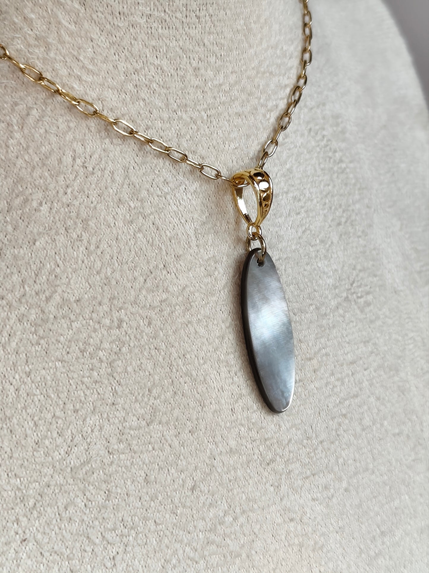 Sillage — Collier Ovale Élancé