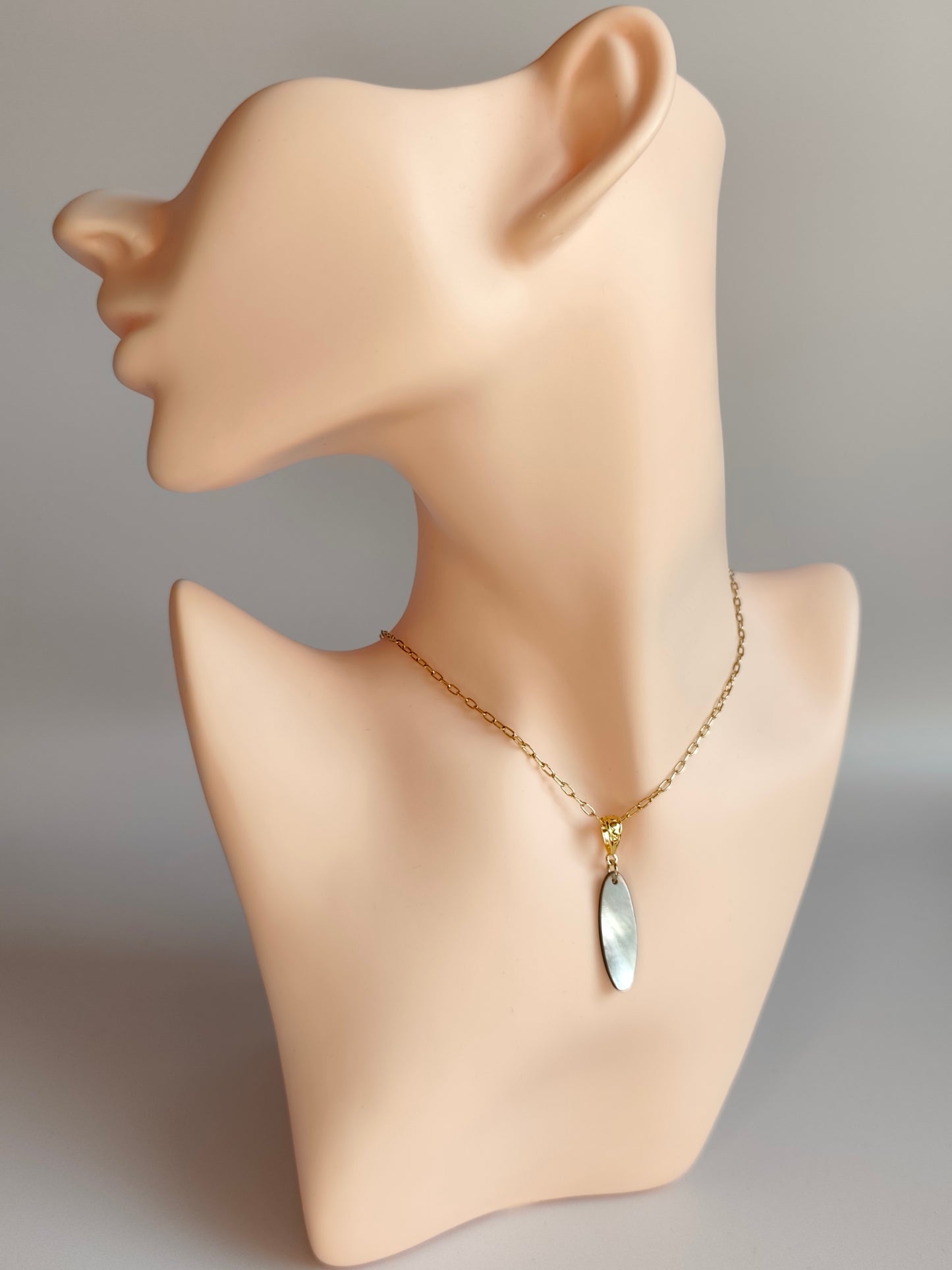 Sillage — Collier Ovale Élancé