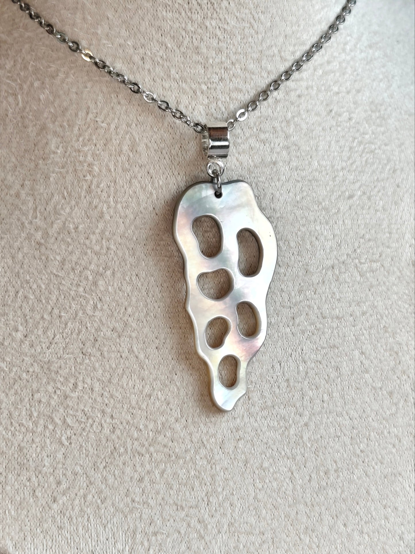 Spirale Marine — Collier Coquillage Ajouré