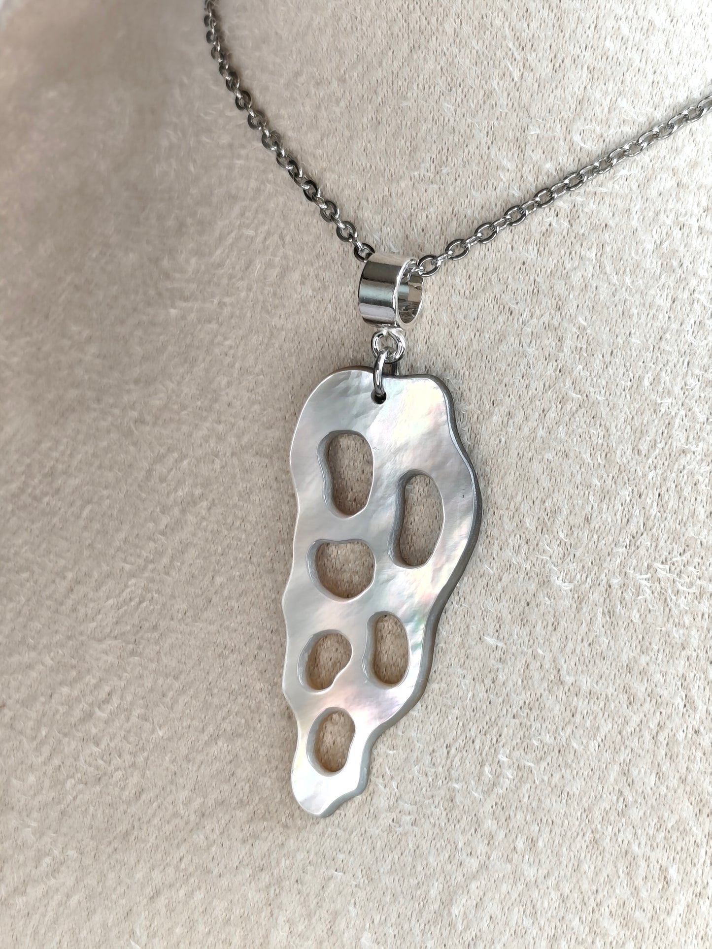 Spirale Marine — Collier Coquillage Ajouré