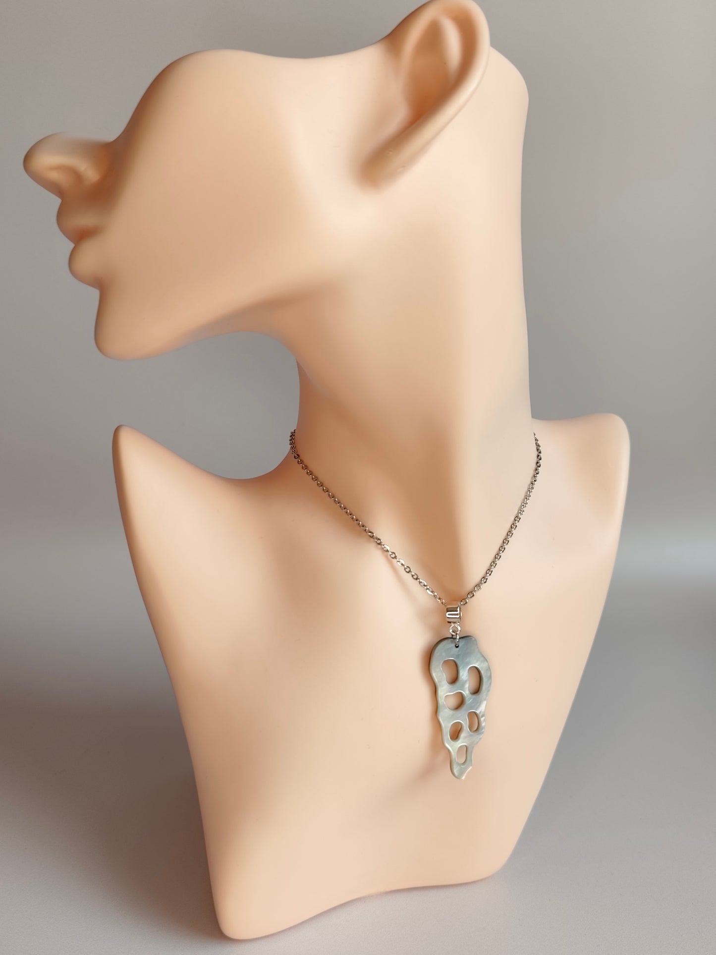 Spirale Marine — Collier Coquillage Ajouré