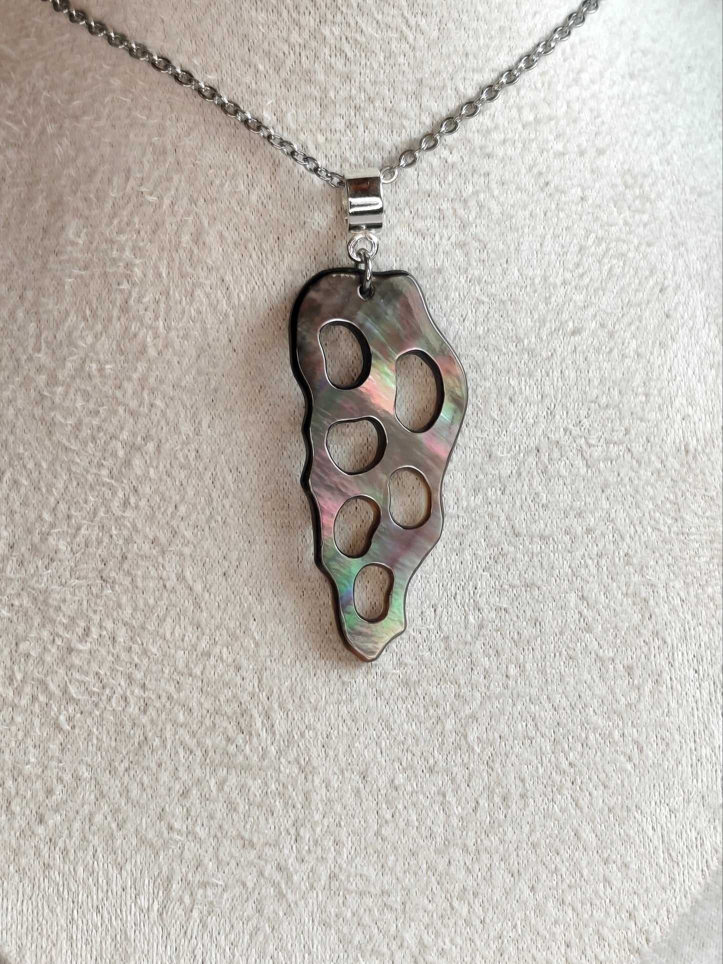 Spirale Marine — Collier Coquillage Ajouré