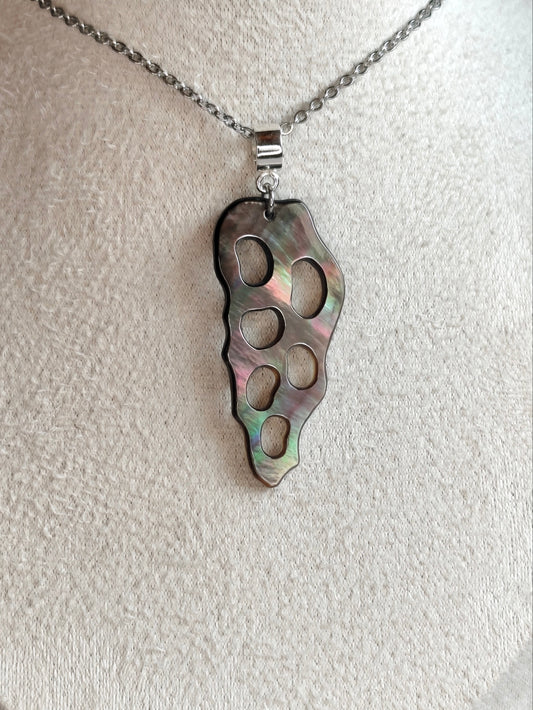 Spirale Marine — Collier Coquillage Ajouré