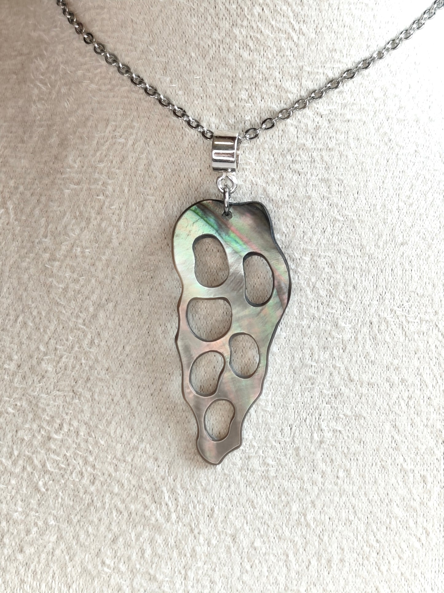 Spirale Marine — Collier Coquillage Ajouré