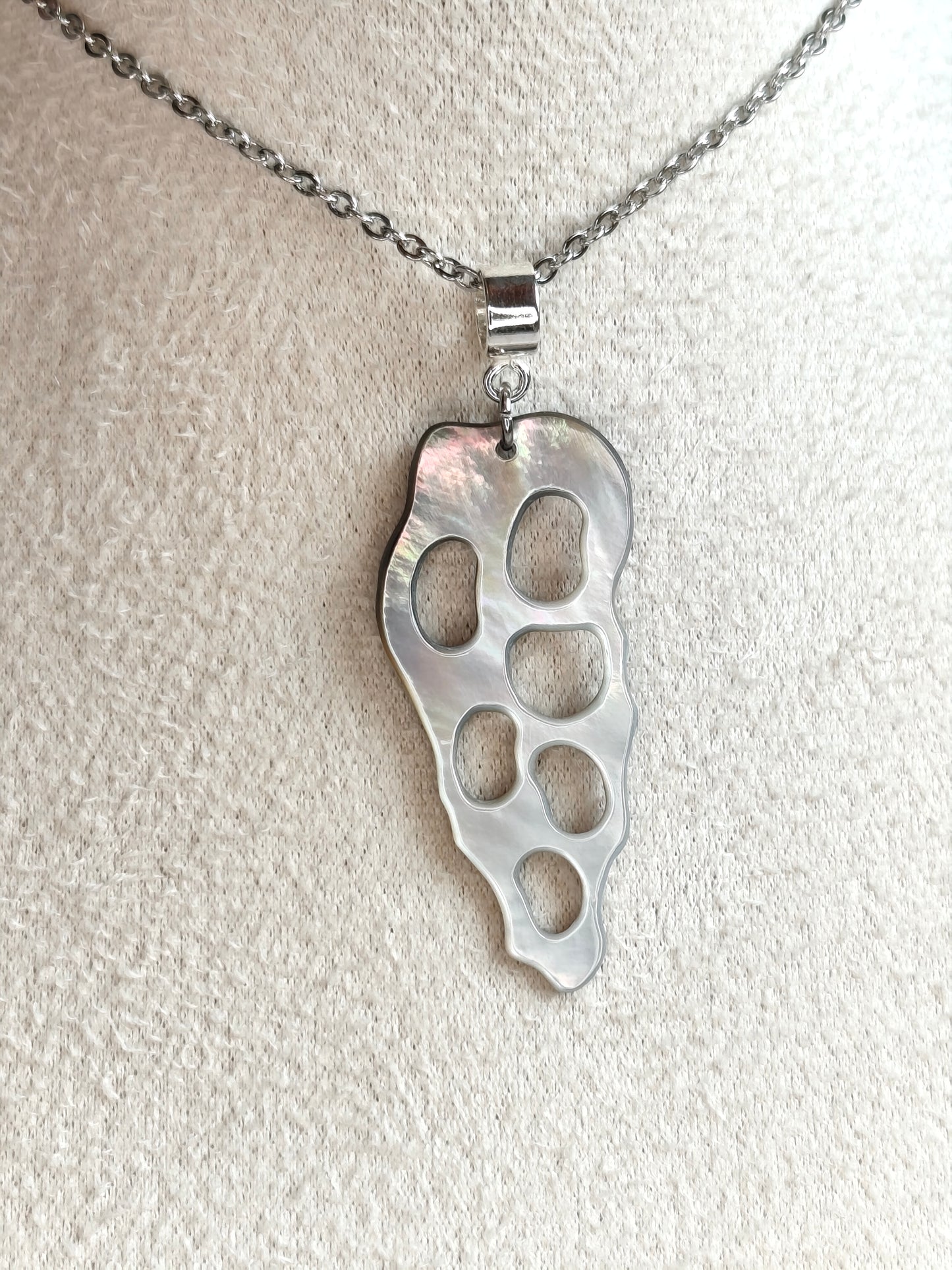 Spirale Marine — Collier Coquillage Ajouré