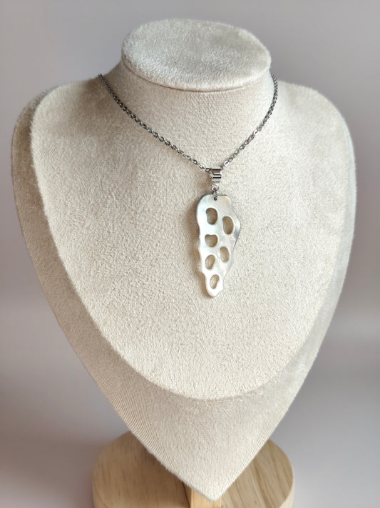 Spirale Marine — Collier Coquillage Ajouré