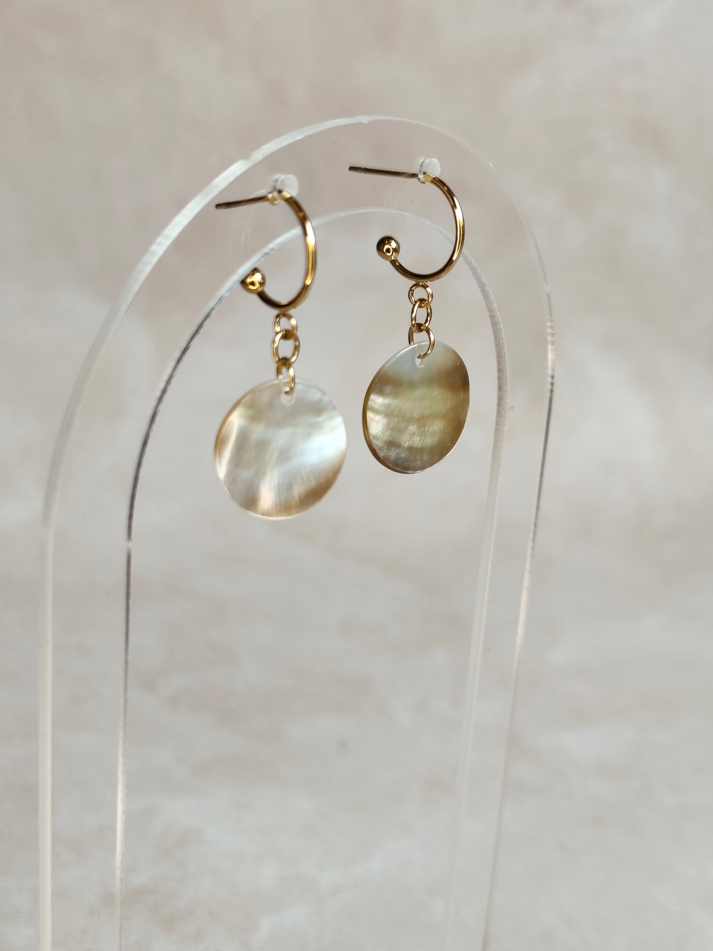 Éclipse — Boucles d'Oreilles Petite Pastille