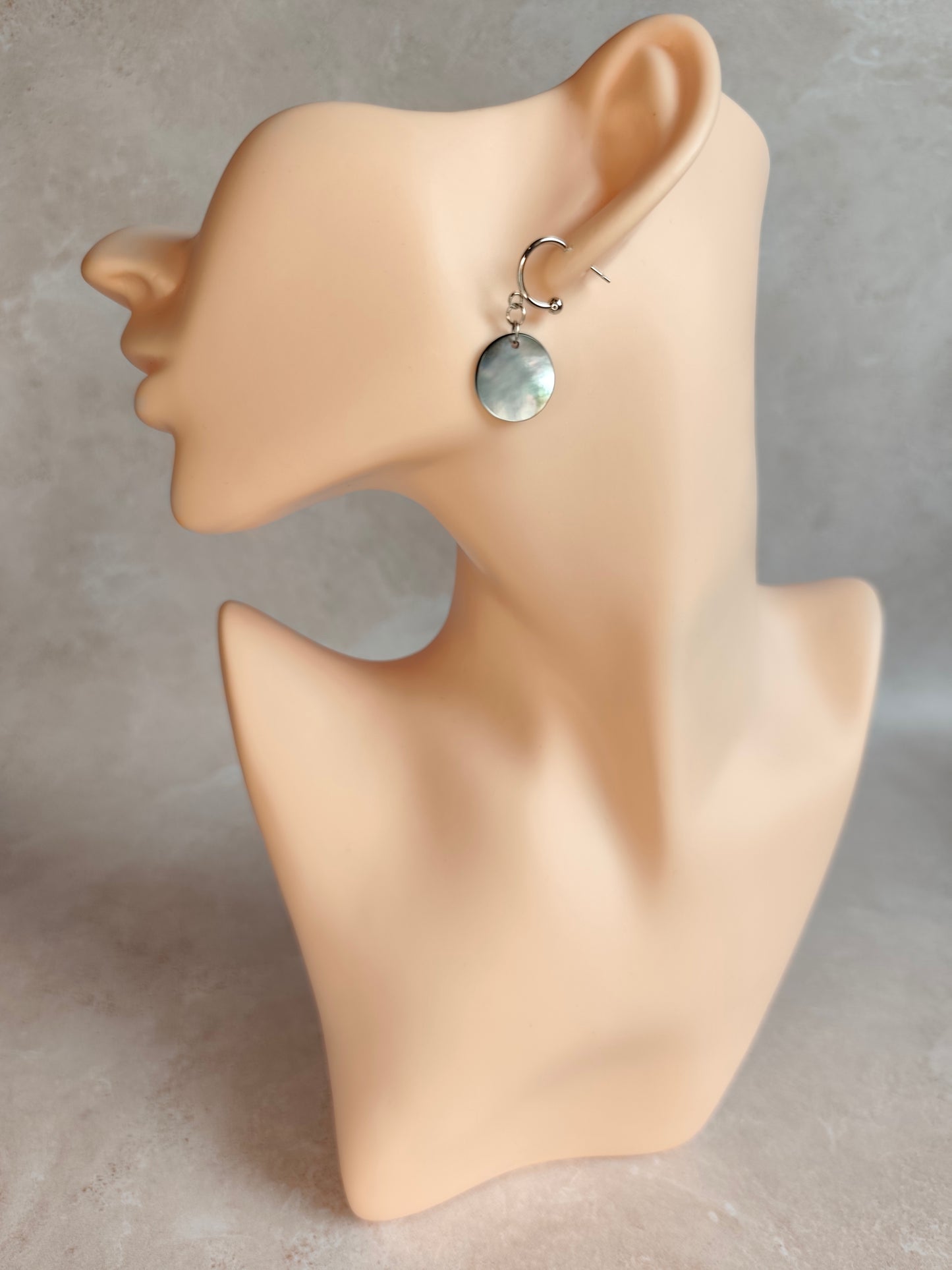 Éclipse — Boucles d'Oreilles Petite Pastille