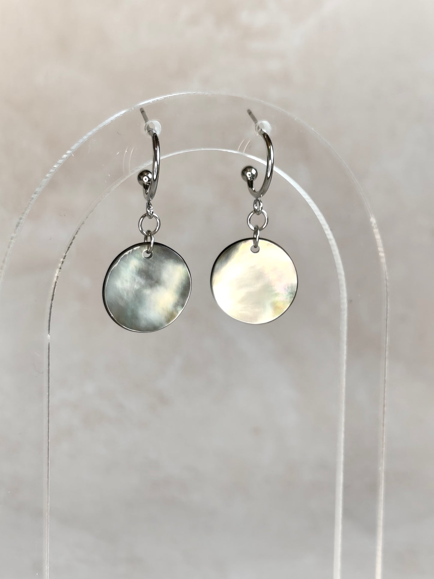 Éclipse — Boucles d'Oreilles Petite Pastille