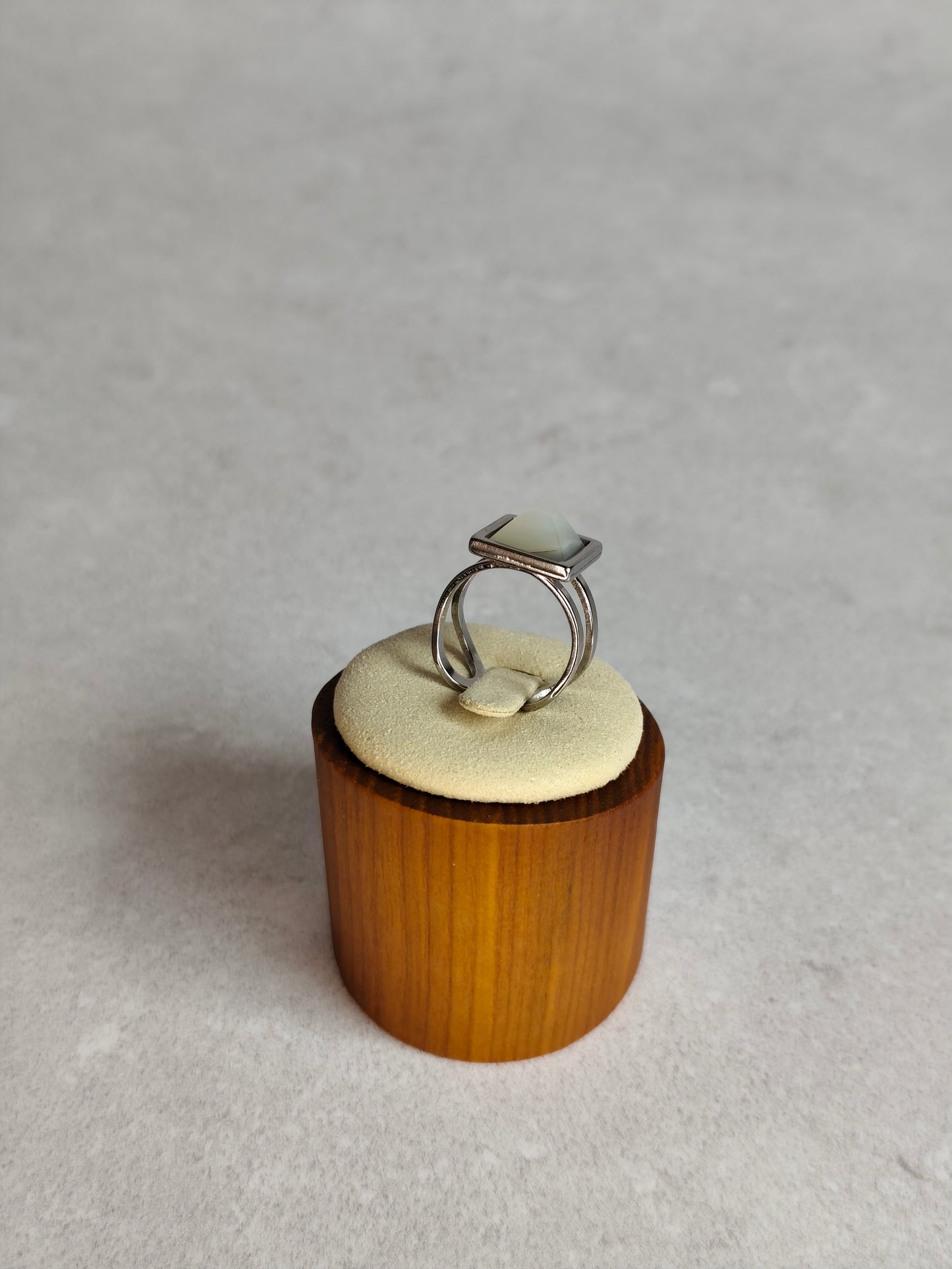 Prisme — Bague Triangle