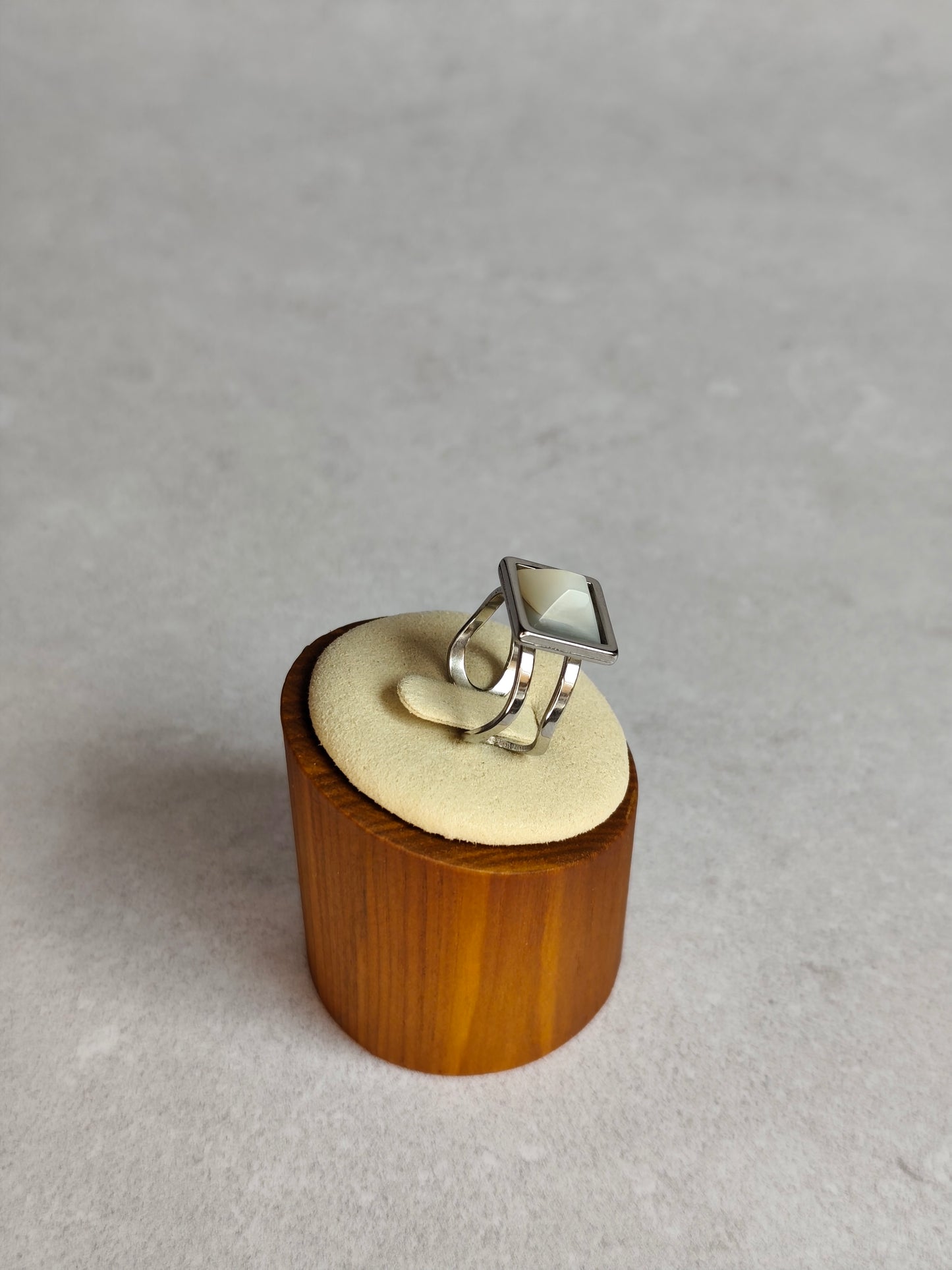 Prisme — Bague Triangle