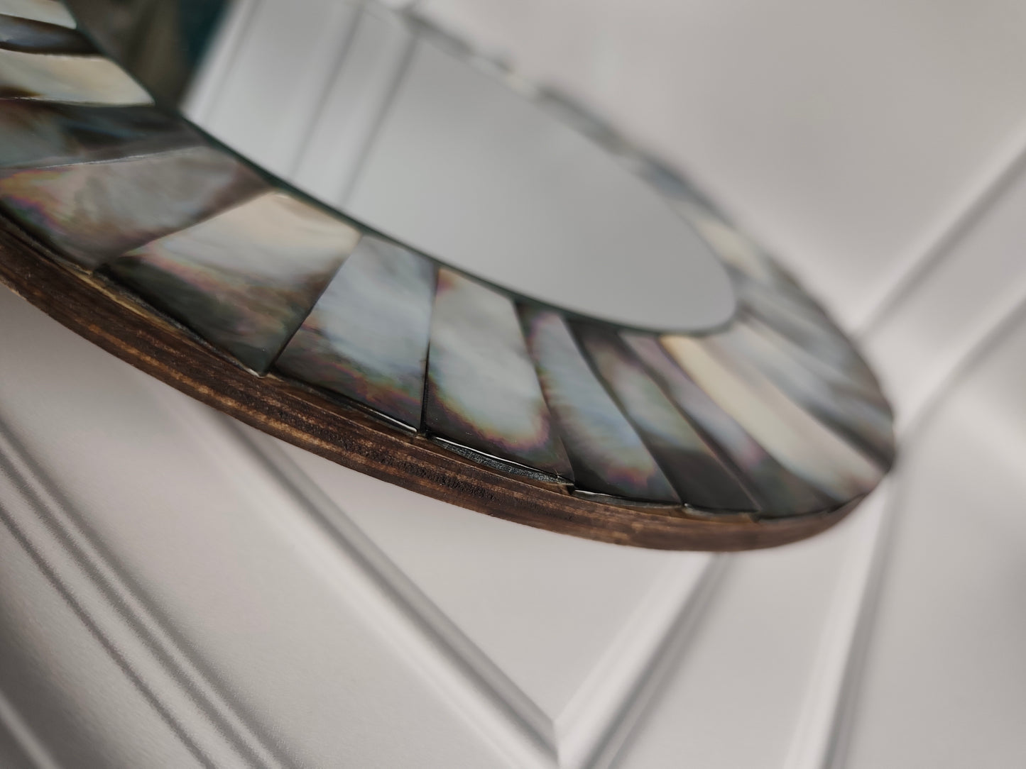 « Lumina I »– Miroir d’Art en Nacre d’Exception