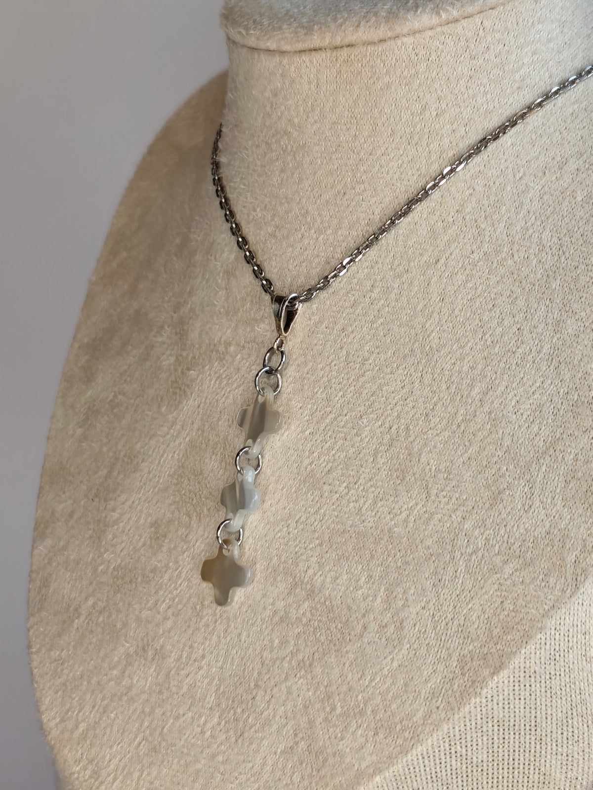 Trinité — Collier Triple Signes Épurés