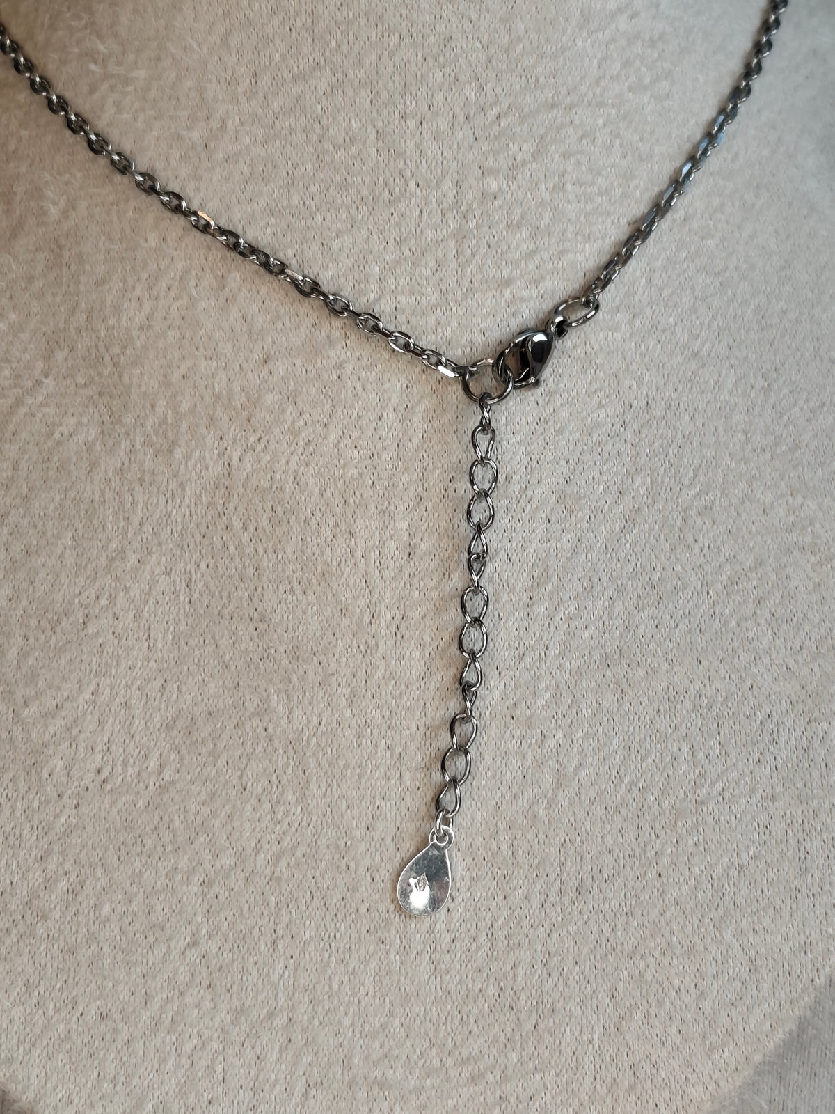 Trinité — Collier Triple Signes Épurés