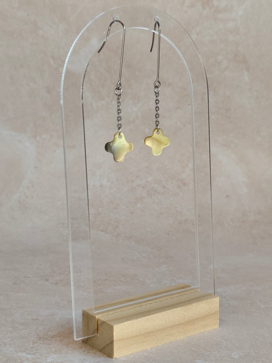 Trinité — Boucles d'oreilles Signe Pendante