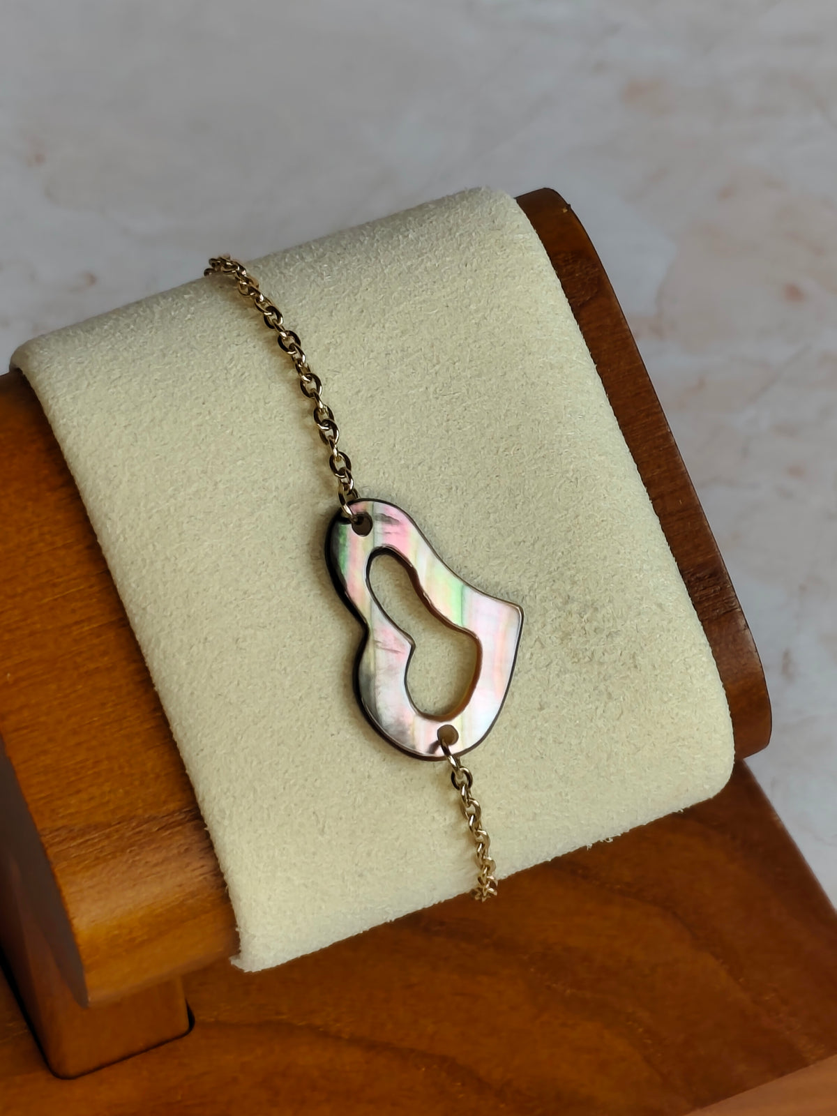 Cœur de Nacre — Bracelet Cœur Délicat