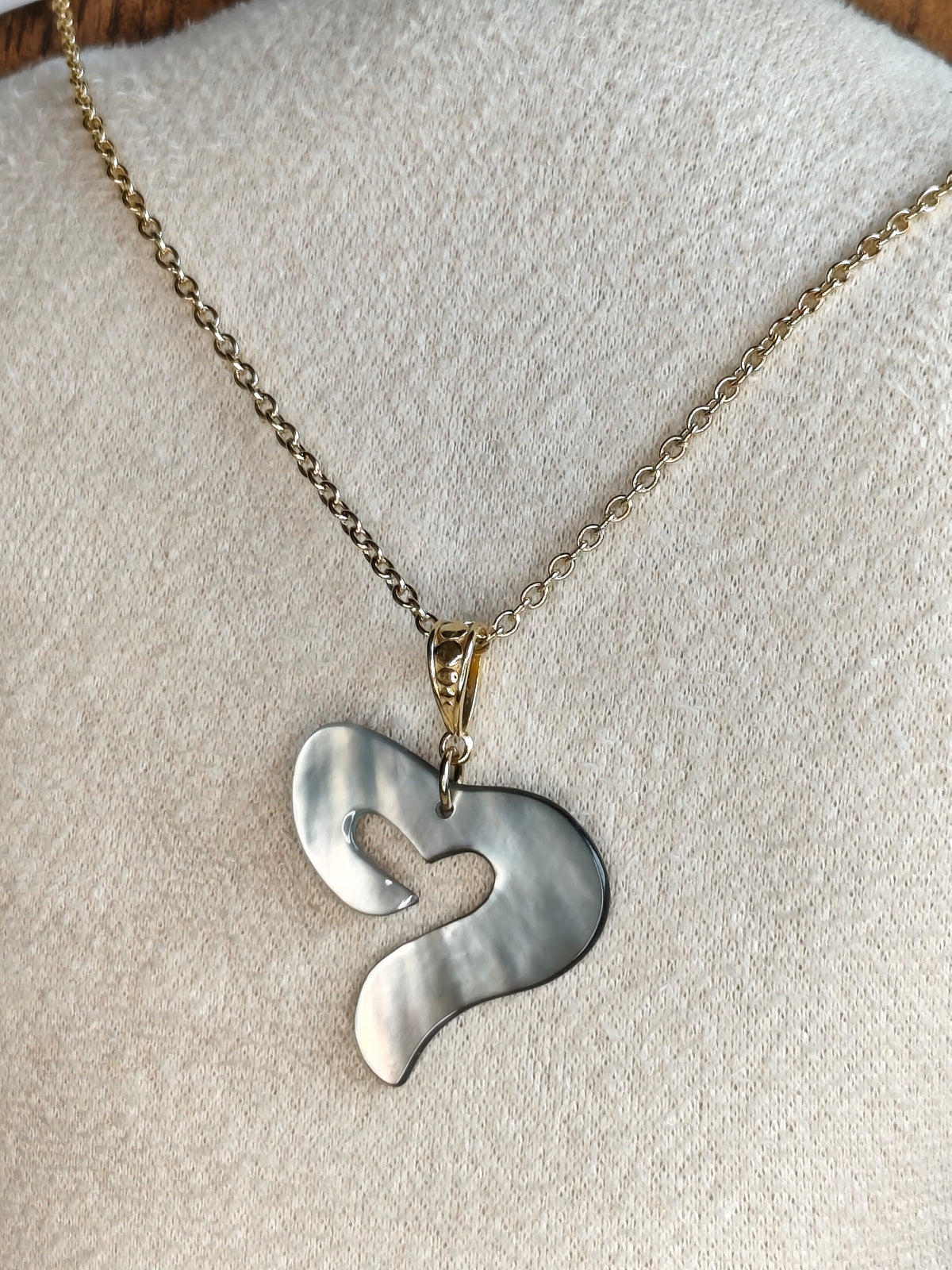 Cœur de Nacre — Collier Cœur Ajouré