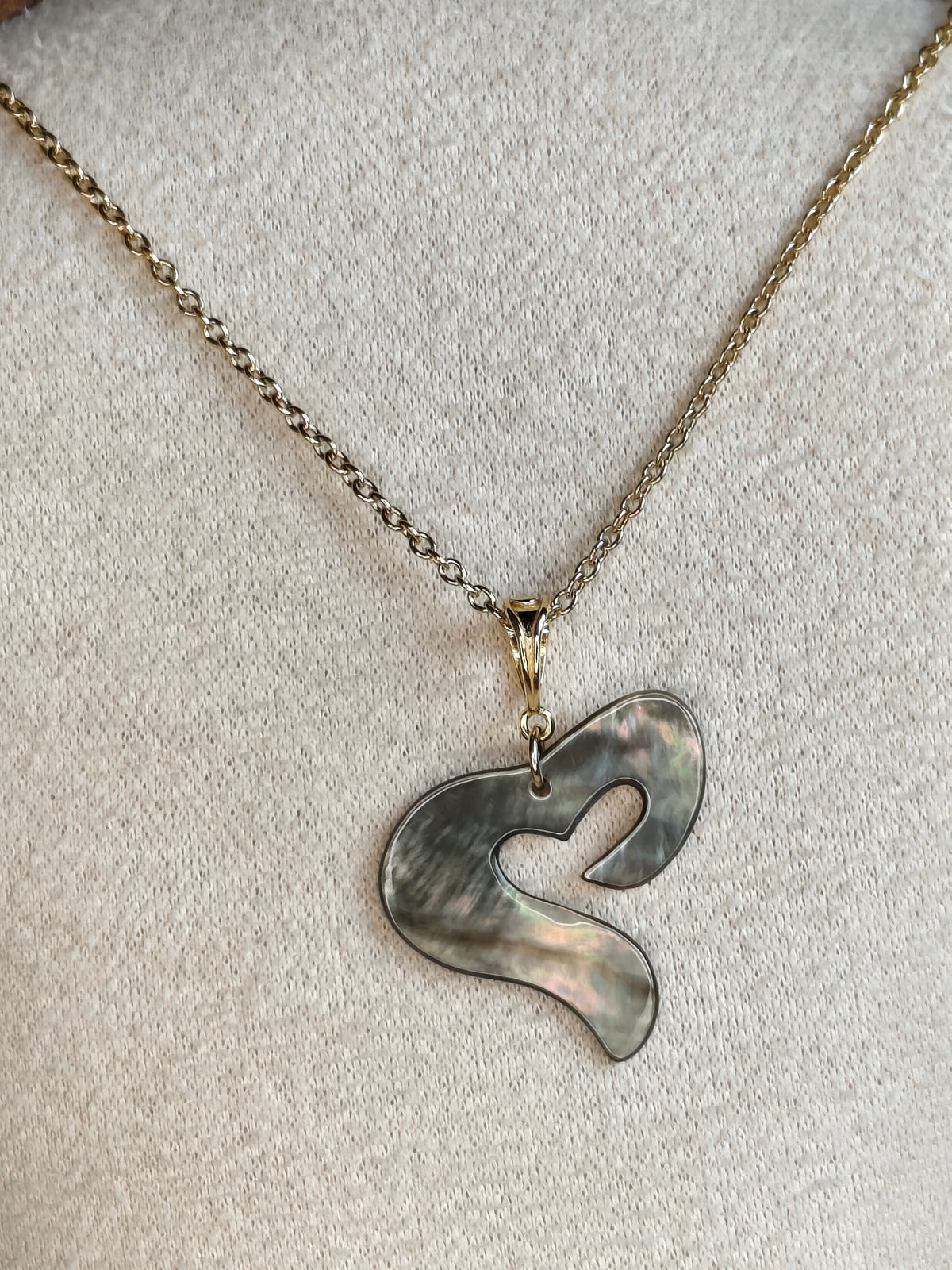Cœur de Nacre — Collier Cœur Ajouré