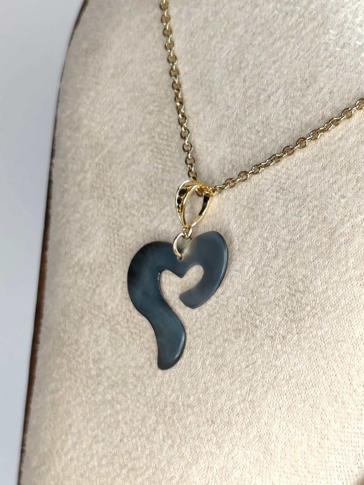 Cœur de Nacre — Collier Cœur Ajouré