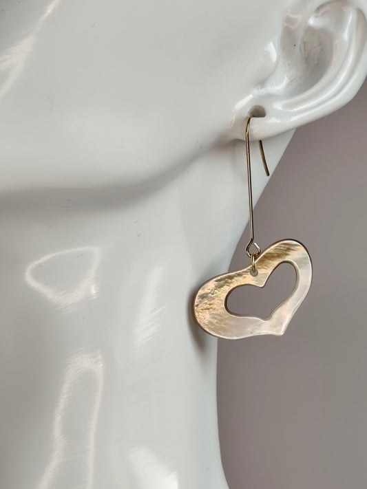 Cœur de Nacre — Boucles d'Oreilles Cœurs