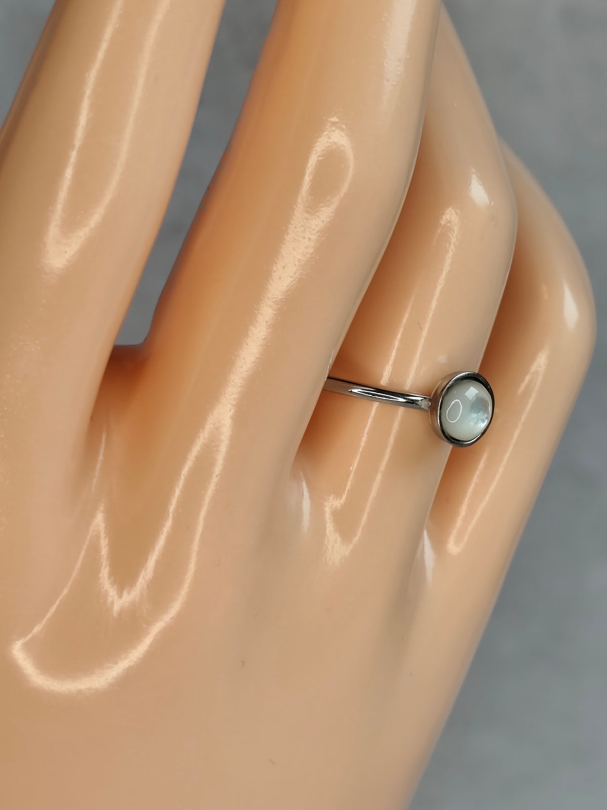 Éclipse — Bague Mini Pastille