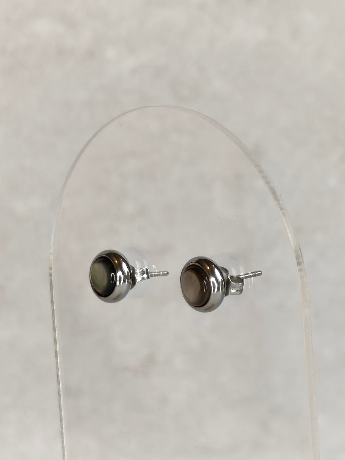 Éclipse — Puces d'Oreilles Mini Pastille