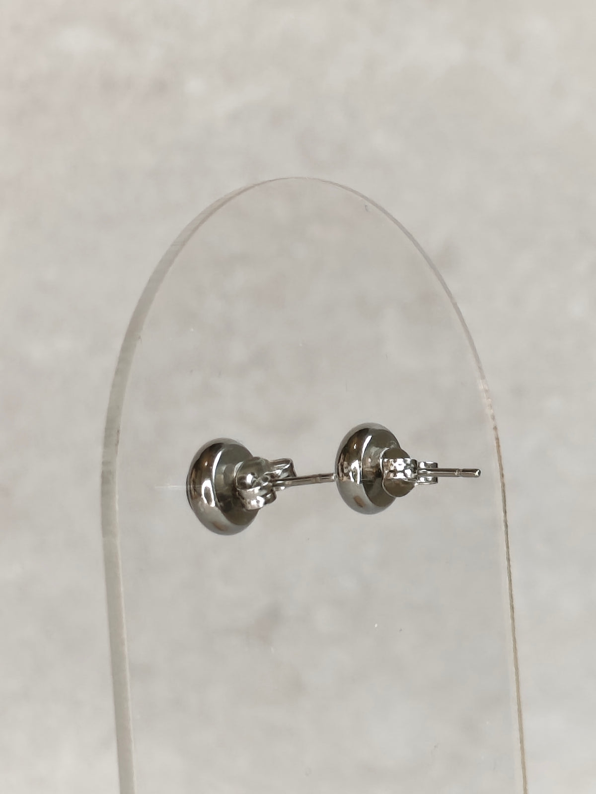 Éclipse — Puces d'Oreilles Mini Pastille