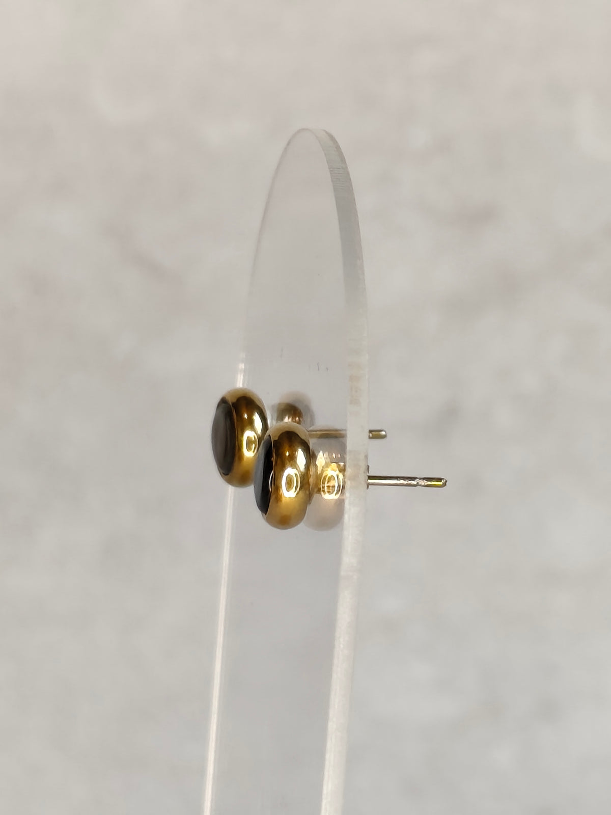 Éclipse — Puces d'Oreilles Mini Pastille