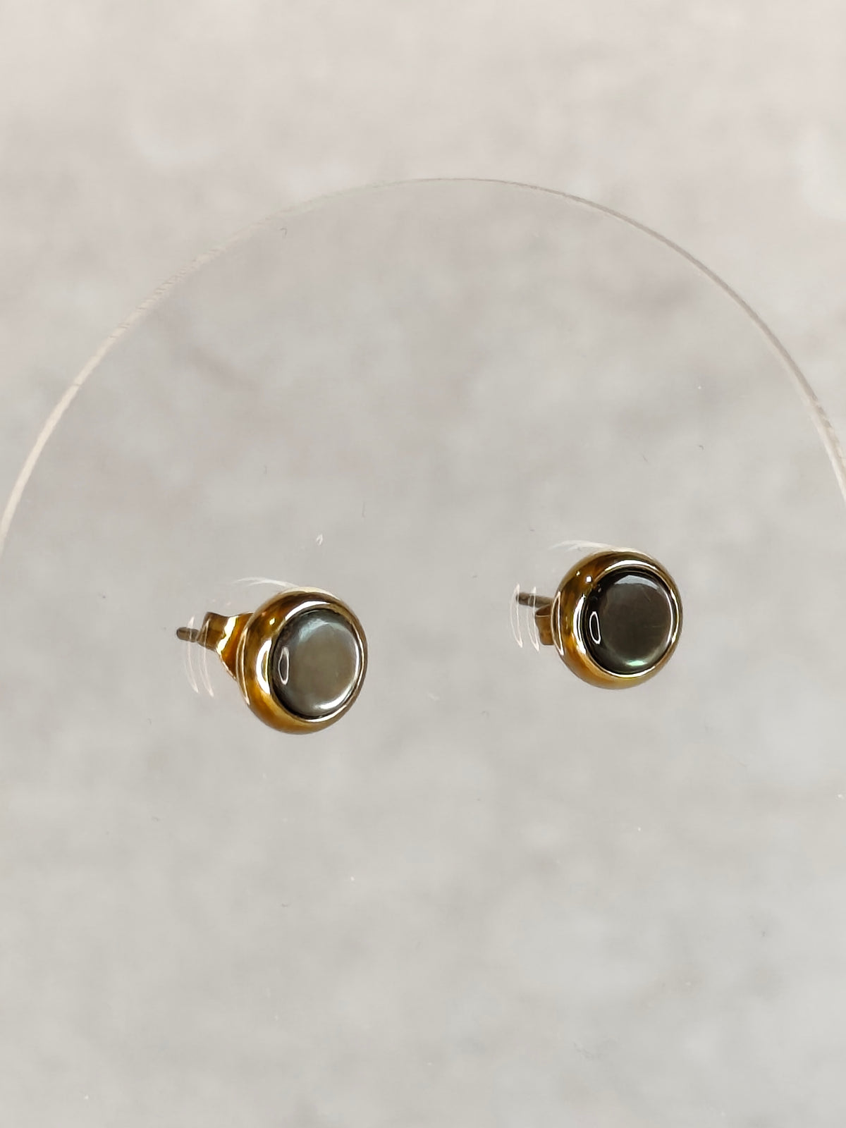 Éclipse — Puces d'Oreilles Mini Pastille